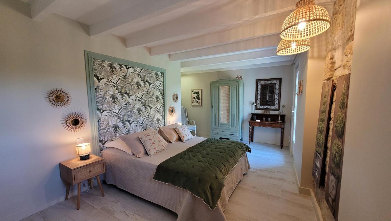 Au Do'Mayne des Bouilles Lussac  Extérieur photo