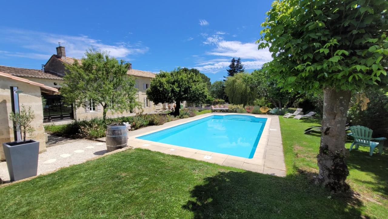 Au Do'Mayne des Bouilles Lussac  Extérieur photo