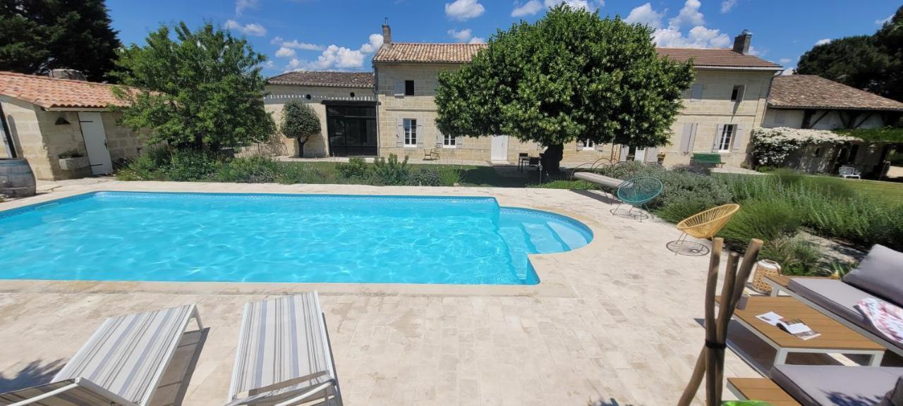 Au Do'Mayne des Bouilles Lussac  Extérieur photo